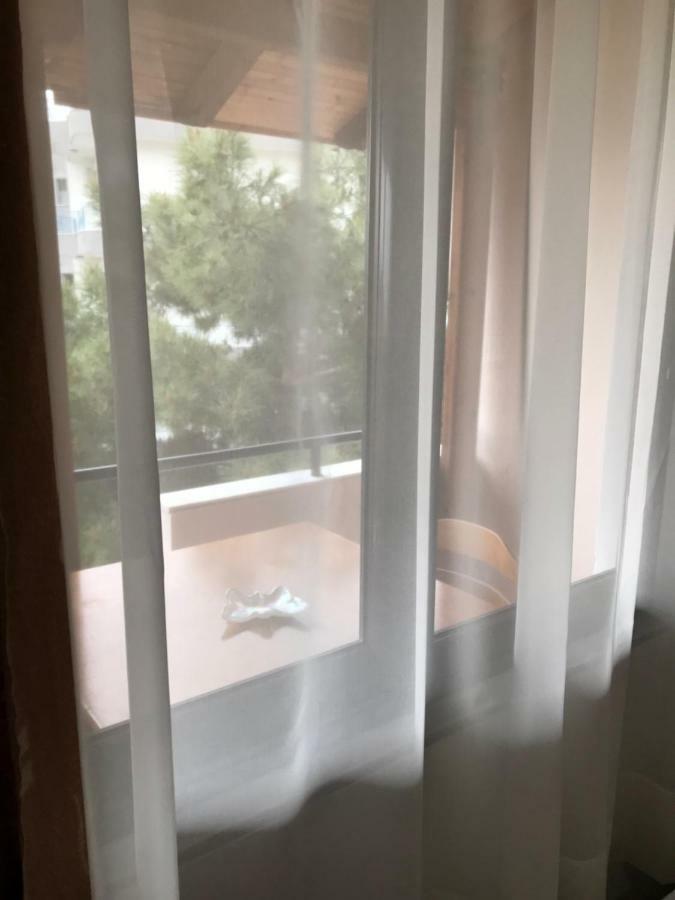 Joy Hotel Sarandë エクステリア 写真
